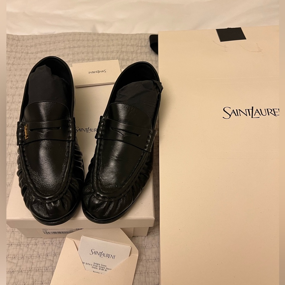Authentic saint Laurent le loafer